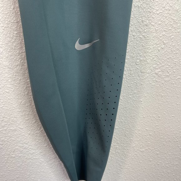 New WOMEN'S NIKE EPIC LUX RUNNING TIGHTS Size 3X Hasta Green - Picture 4 of 8